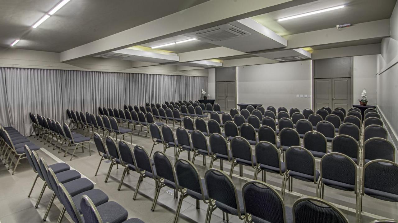 Hotel Deville Express Cascavel Cascavel  Zewnętrze zdjęcie