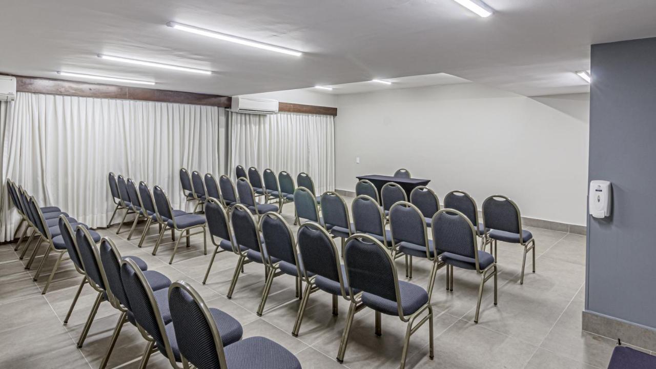 Hotel Deville Express Cascavel Cascavel  Zewnętrze zdjęcie