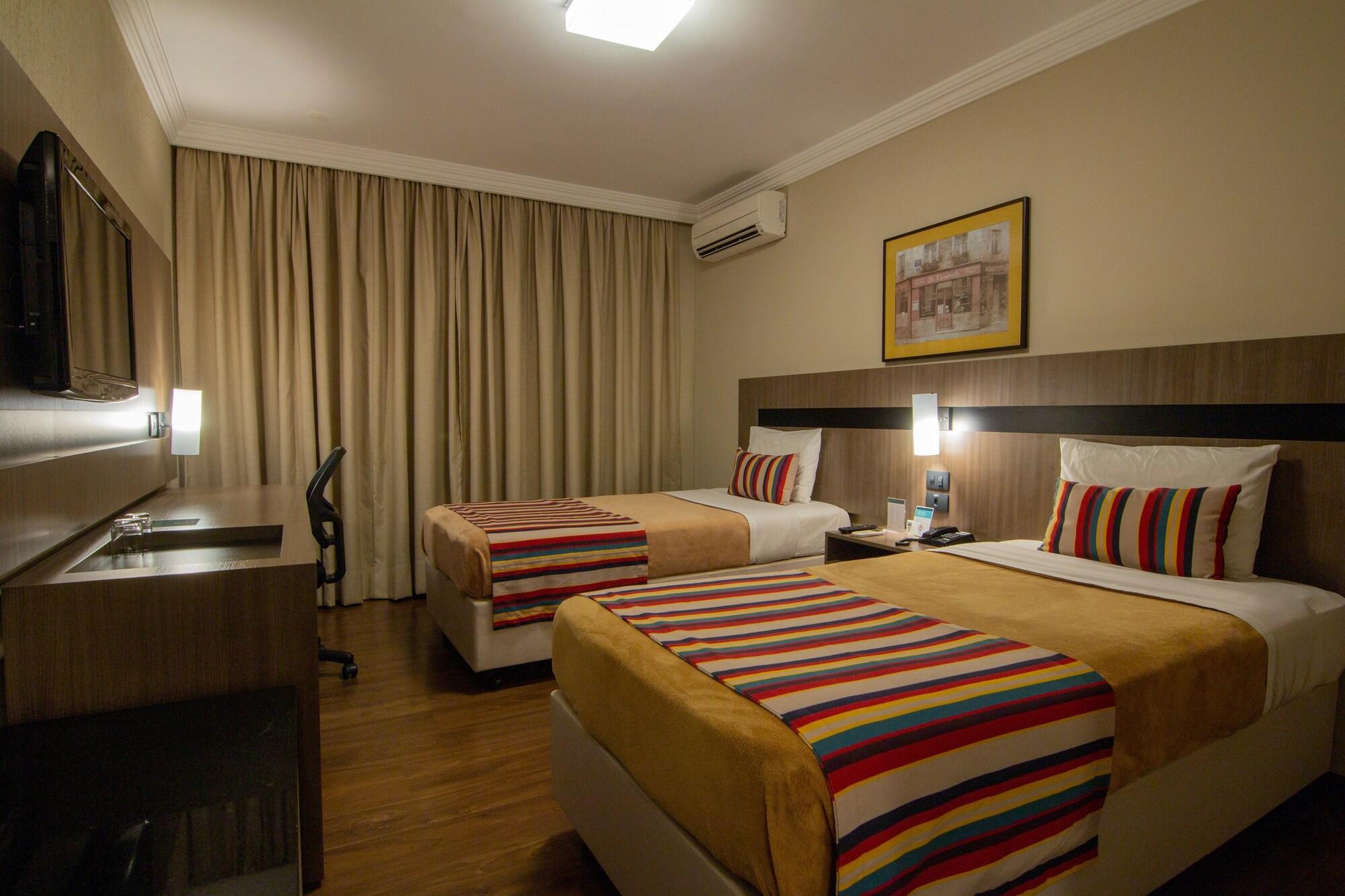 Hotel Deville Express Cascavel Cascavel  Zewnętrze zdjęcie