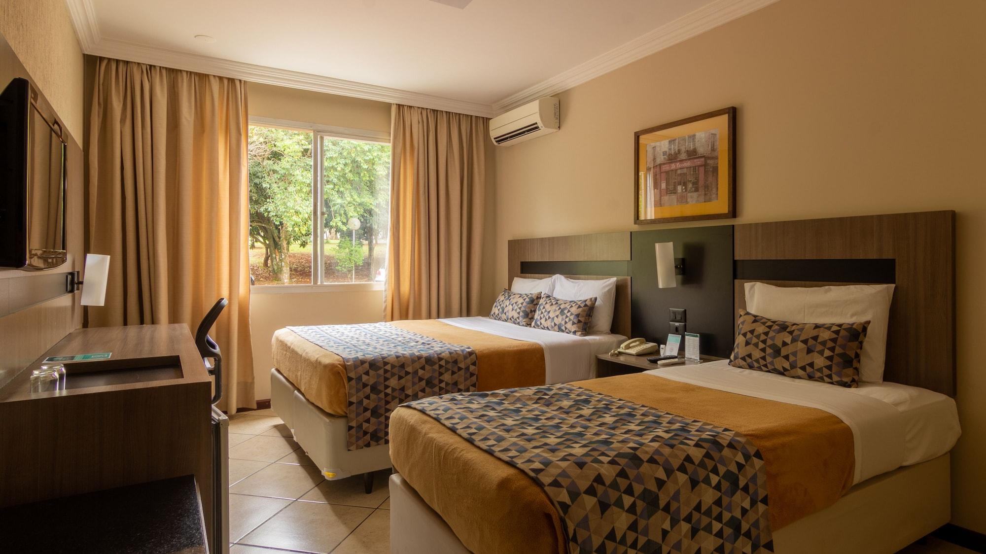 Hotel Deville Express Cascavel Cascavel  Zewnętrze zdjęcie