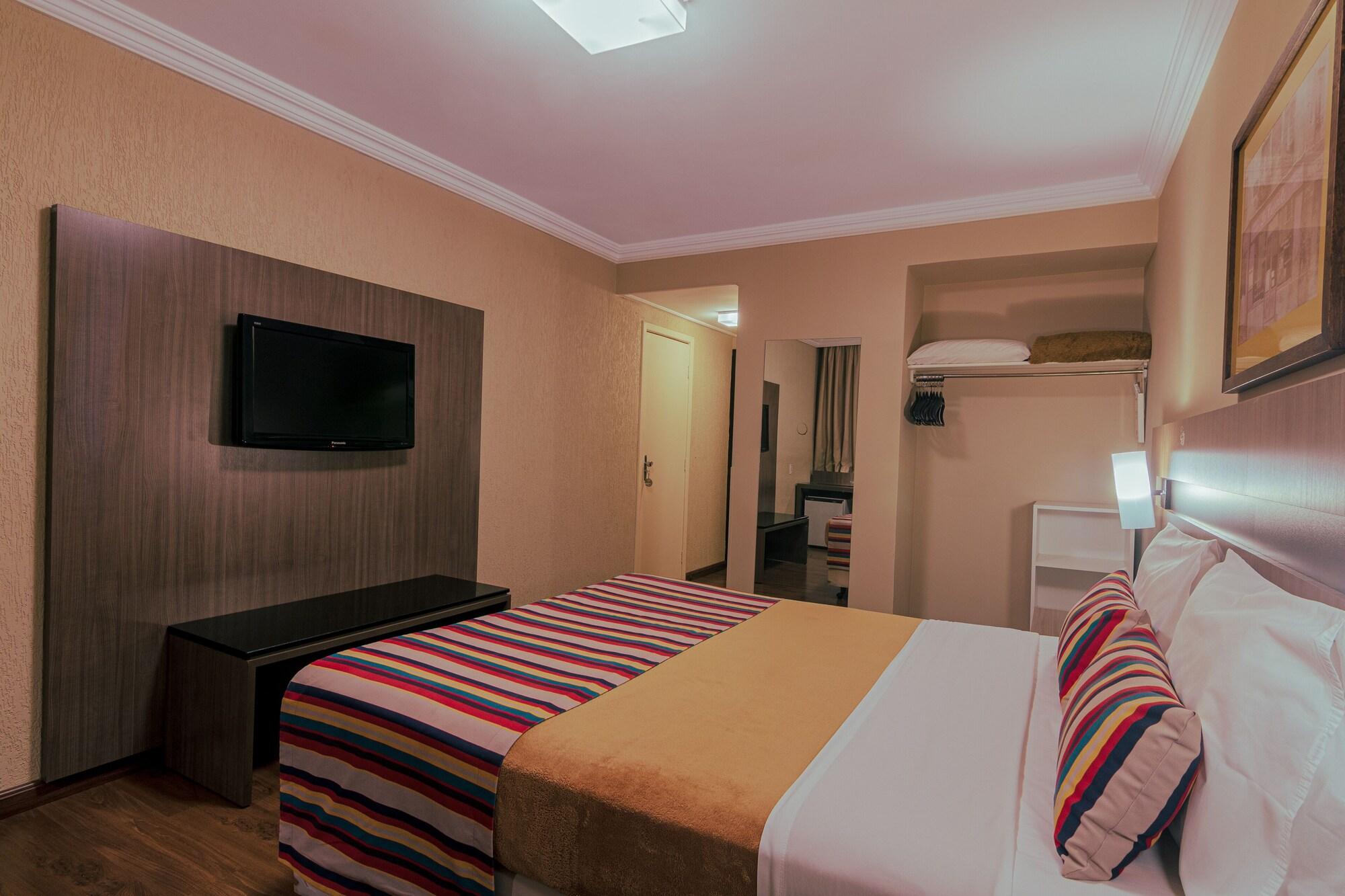 Hotel Deville Express Cascavel Cascavel  Zewnętrze zdjęcie