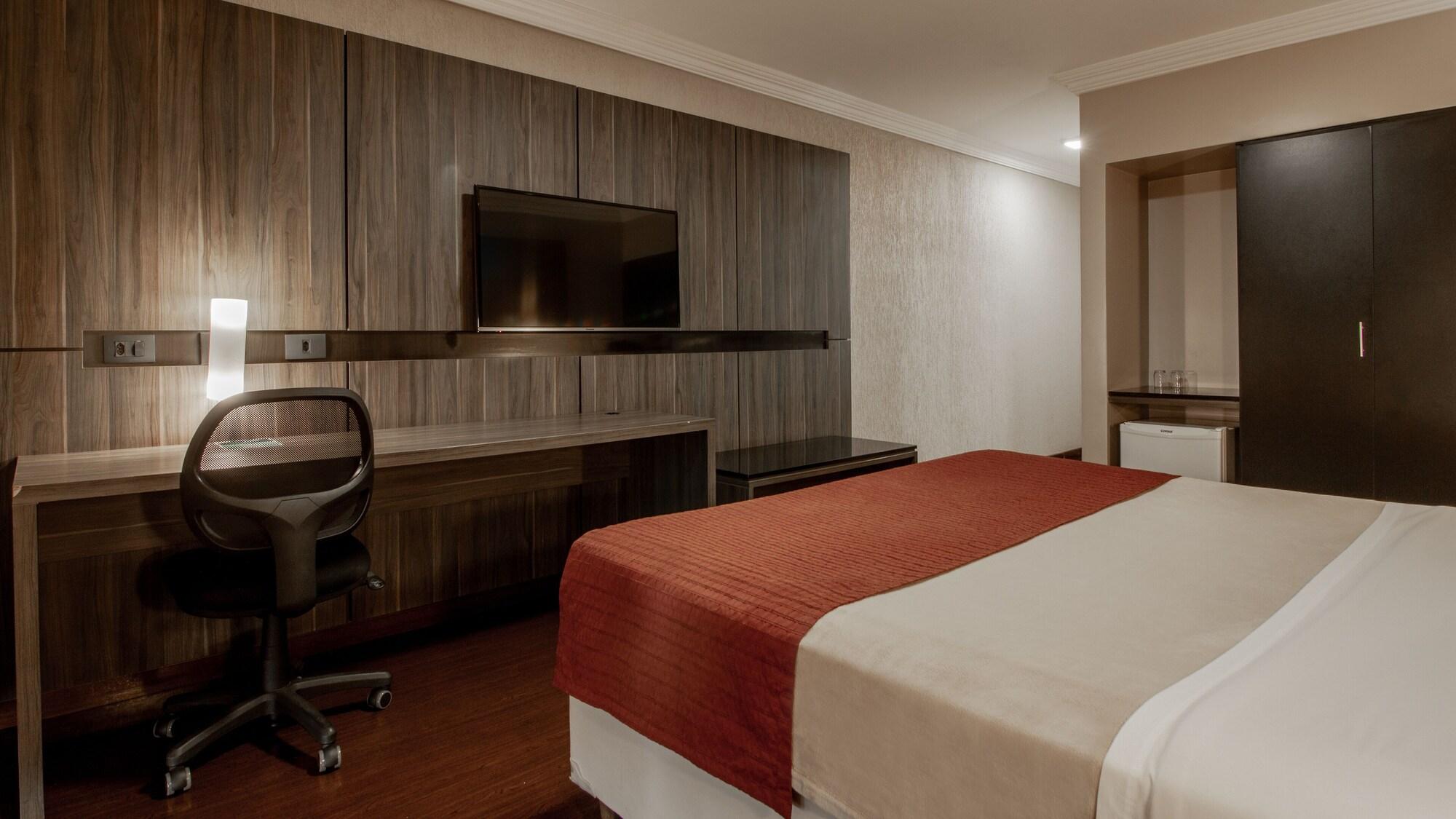 Hotel Deville Express Cascavel Cascavel  Zewnętrze zdjęcie