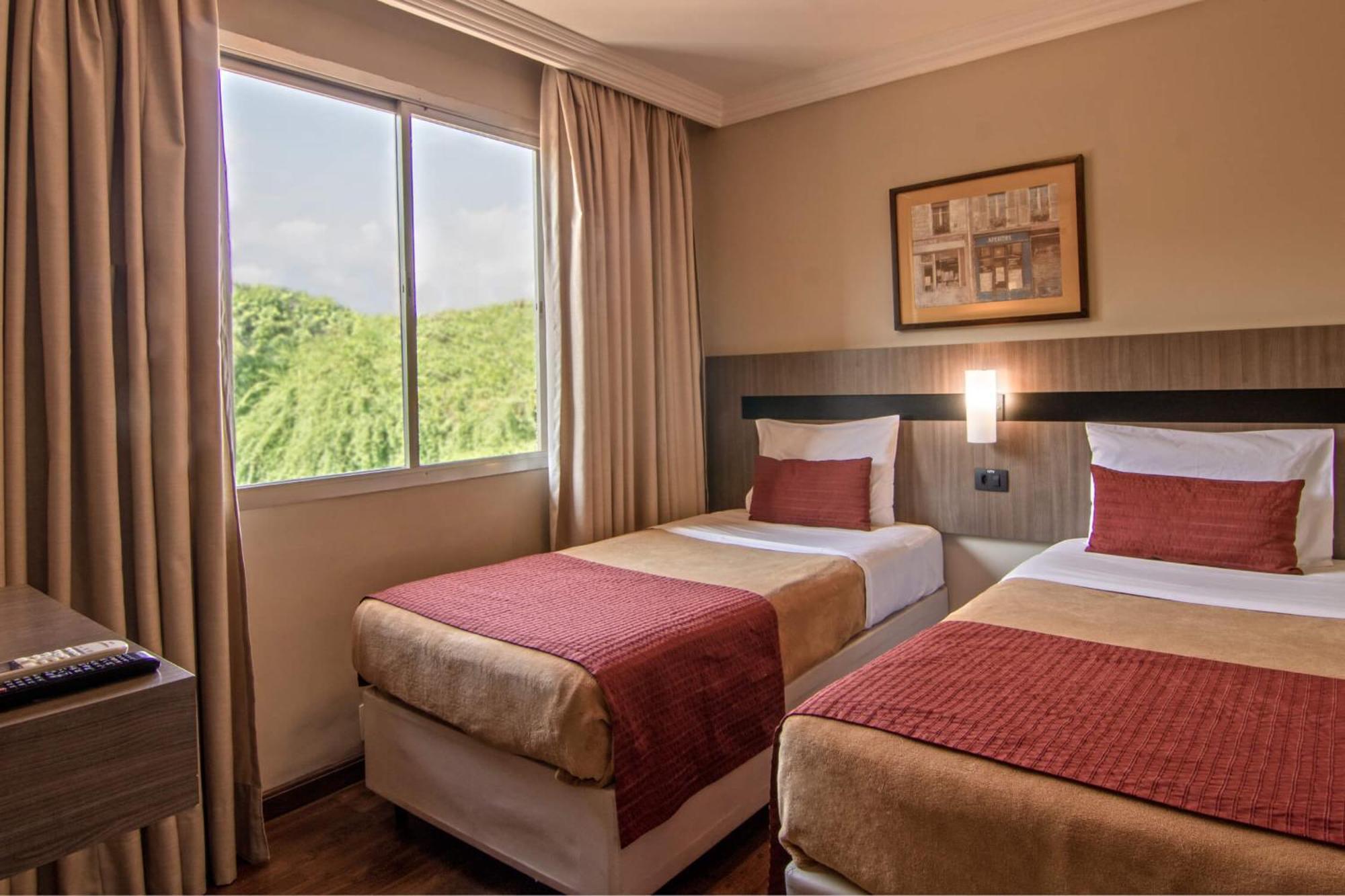 Hotel Deville Express Cascavel Cascavel  Zewnętrze zdjęcie