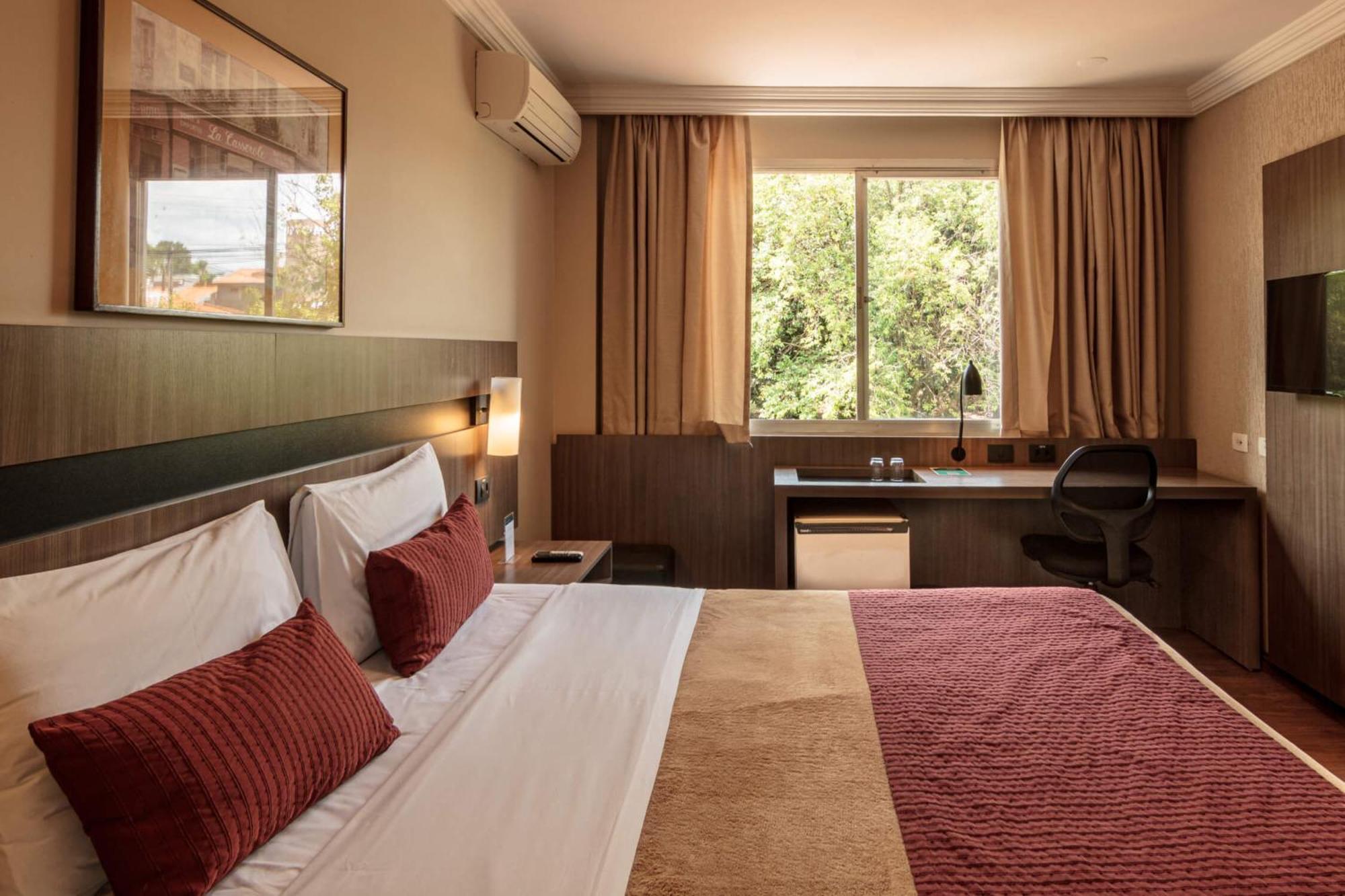 Hotel Deville Express Cascavel Cascavel  Zewnętrze zdjęcie