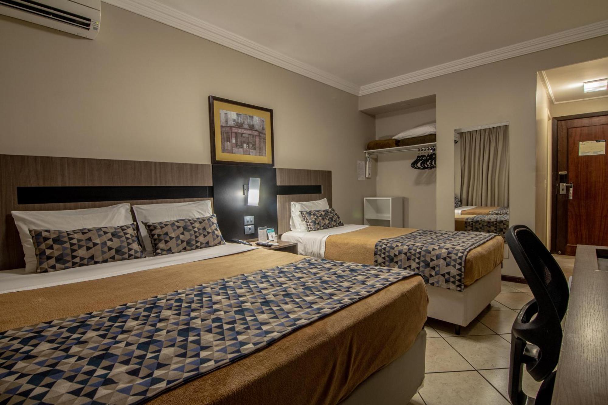 Hotel Deville Express Cascavel Cascavel  Zewnętrze zdjęcie