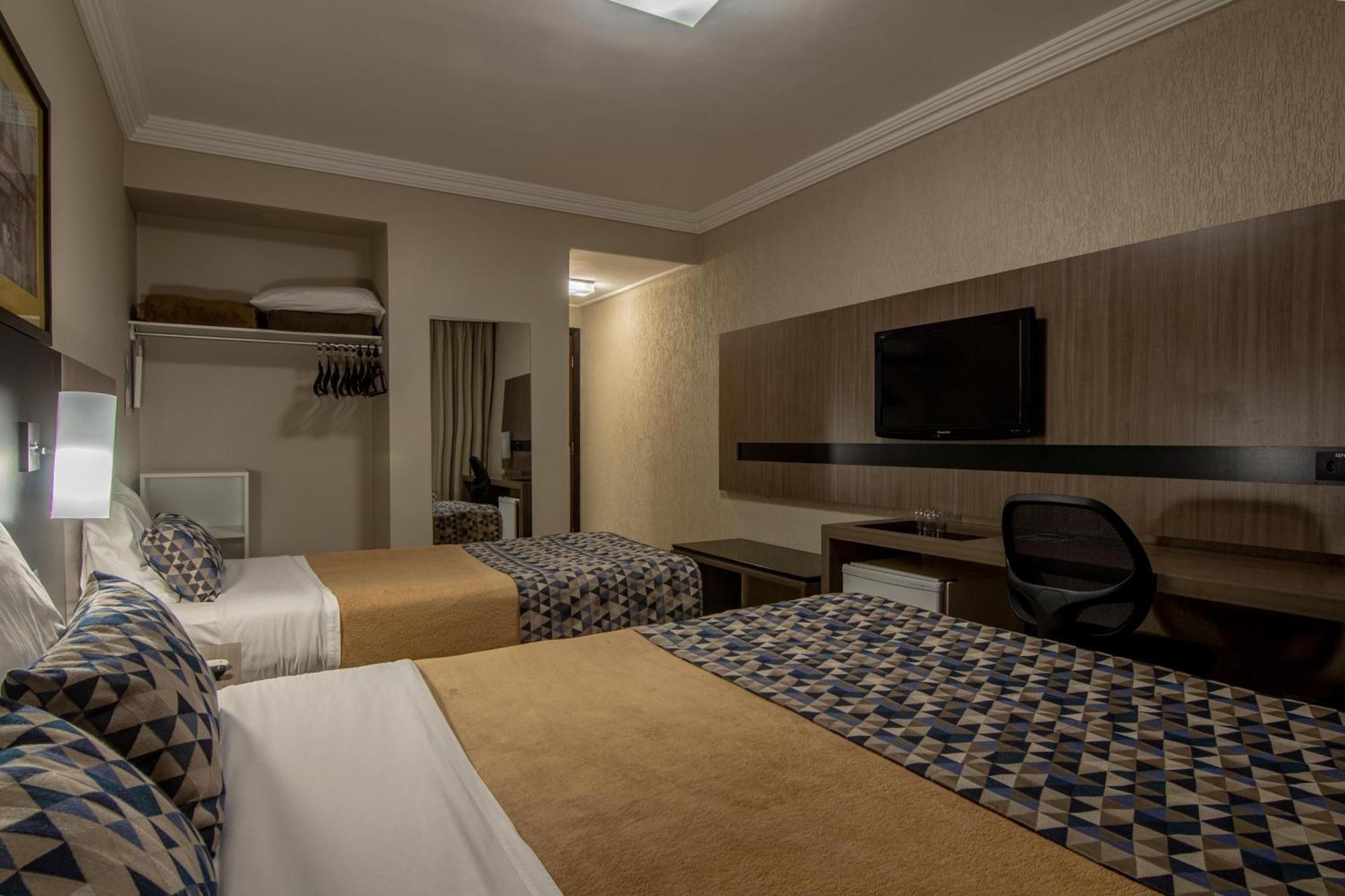Hotel Deville Express Cascavel Cascavel  Zewnętrze zdjęcie
